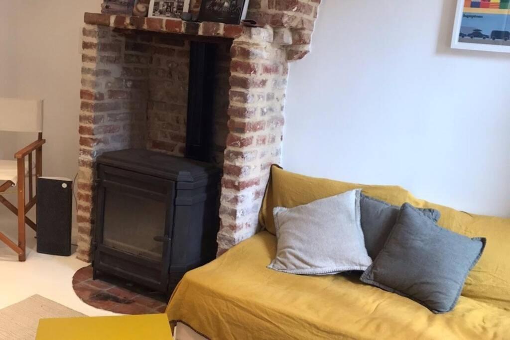 Charmante Maison De Pecheur Au Coeur De Trouville Екстериор снимка